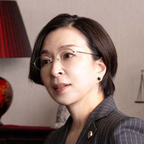 真矢ミキ（五十嵐ルリ子役）